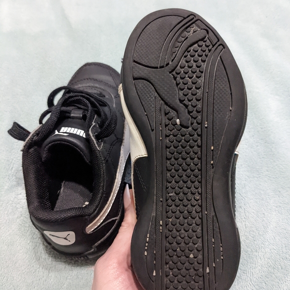 Kids 10T Puma Running Shoes - Picture 4 of 4